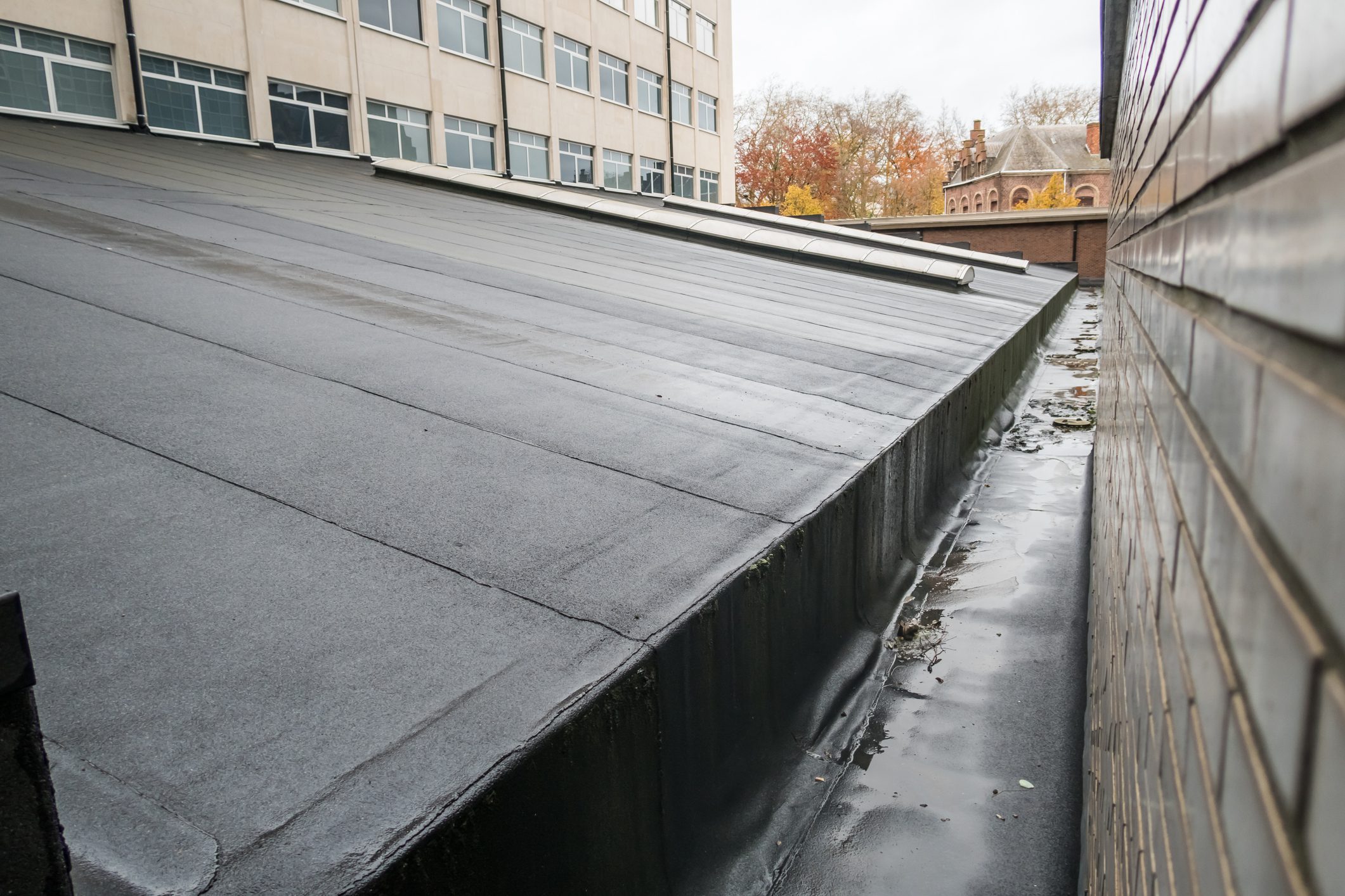 bitumen dakbedekking aanbrengen